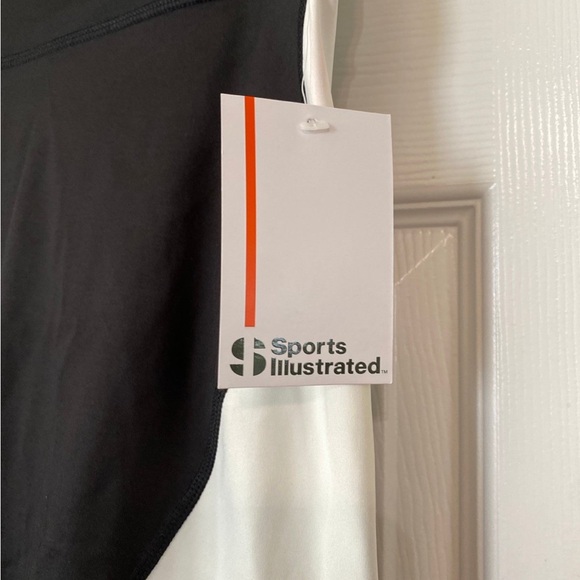 Sport illustrated - Picture 3 of 9